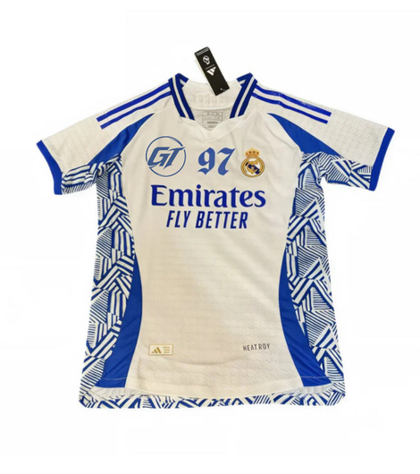 Camiseta Real Madrid x Omar Courtz