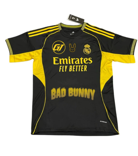Camiseta Real Madrid x Bad Bunny
