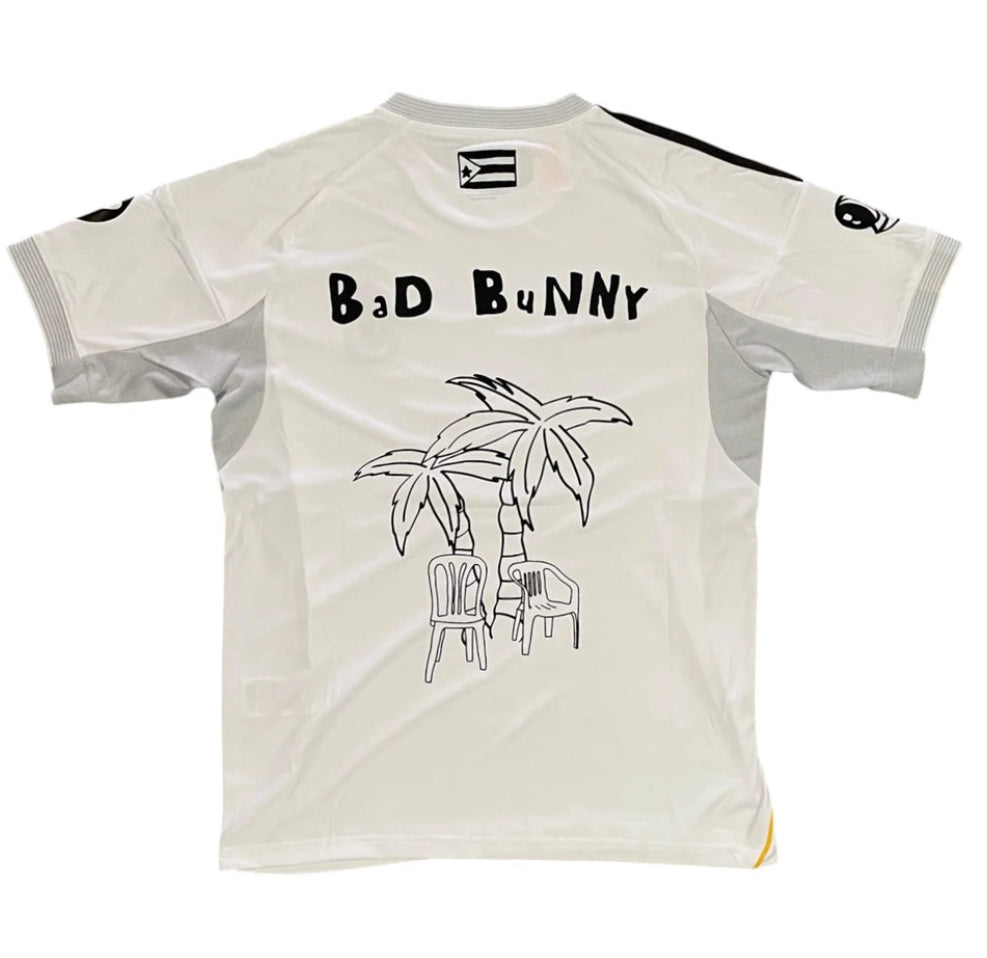 Camiseta Bad Bunny x Real Madrid